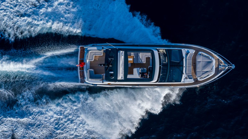 Pearl 62 production power yacht 4