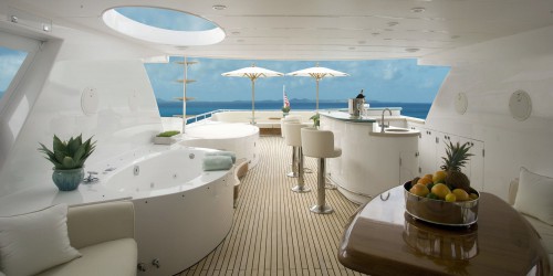 Johnson 105 production power yacht 8