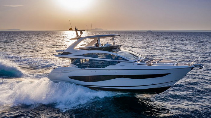 Pearl 62 production power yacht 15